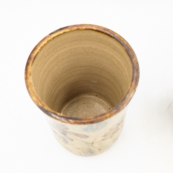 Janet Resnick Pottery Pitcher and Cup in the Wildflower pattern - Picture 11 of 13